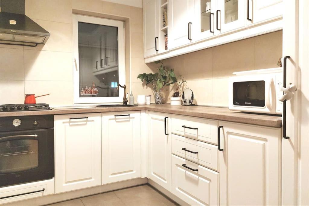 Cosy Boutique 61 Sqm Apartment - Private Parking - Ten Blocks Residence Bükreş Dış mekan fotoğraf